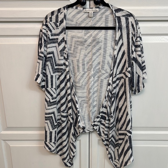 French Laundry Zigzag Patterned Cardigan. Size M. Navy Blue and White. - Picture 1 of 5
